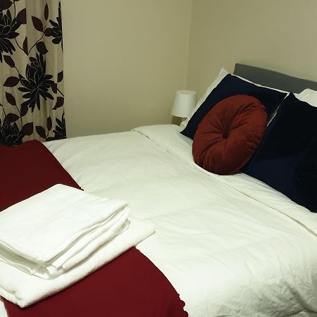 2 Bedroom Lovely Apartment In Woolwich London Luaran gambar